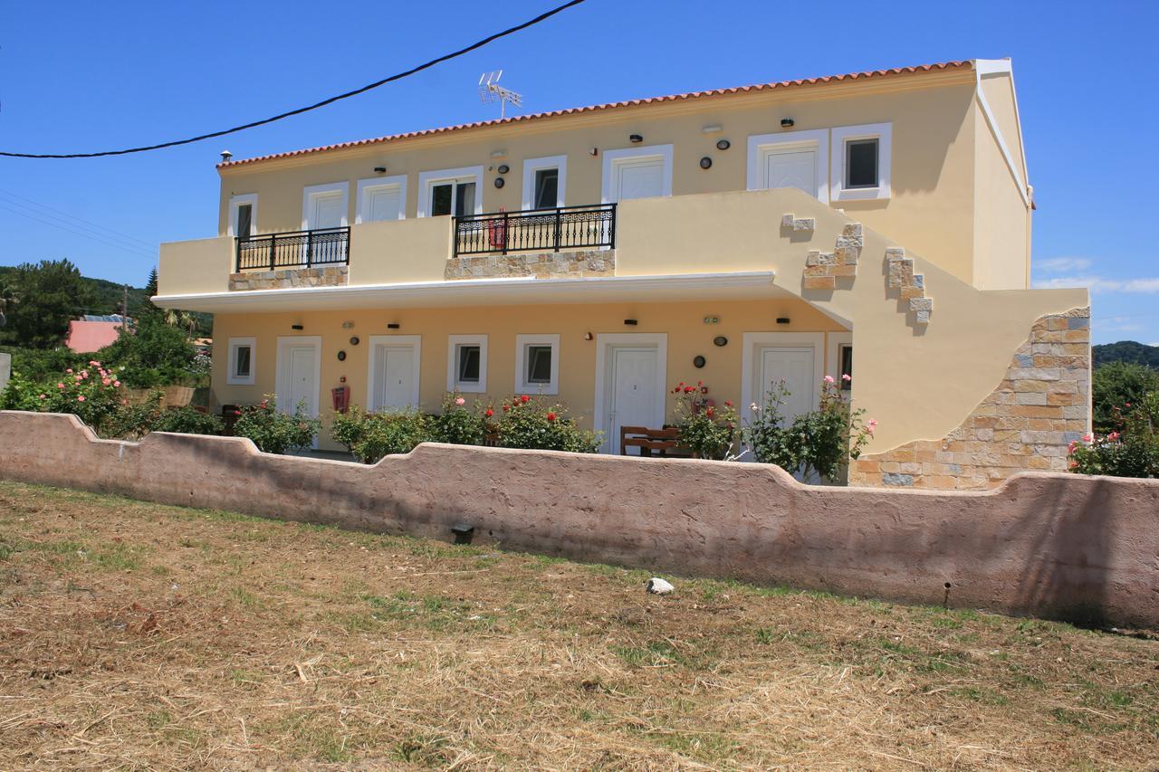 Kosmos Aparthotel Agios Stefanos Avliotes (Corfu)
